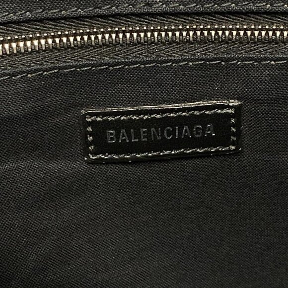 Auth BALENCIAGA BB Monogram Trade Large Tote - Picture 7 of 16